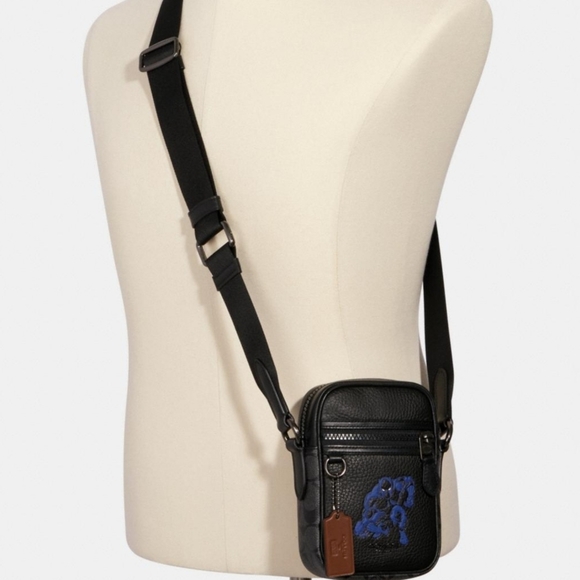 Coach Other - Coach X Marvel Terrain Crossbody:Black Panther